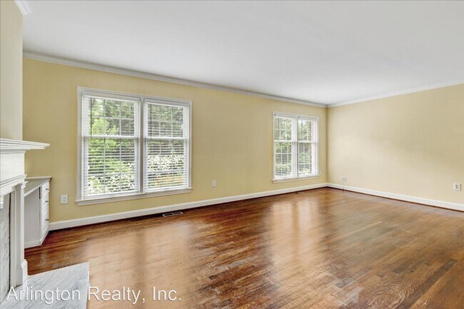 Building Photo - 3 br, 3.5 bath House - 2334 S. Rolfe St