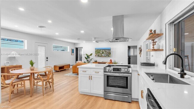 Foto del edificio - 3 br, 2 bath House - 6211 NE 22nd Ave # 0