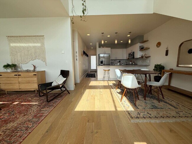 Foto del edificio - Modern Luxury Condo for Rent in Bozeman, MT
