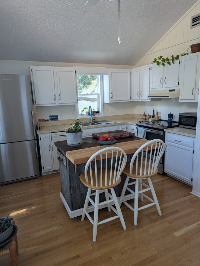 Foto del edificio - 2036 Portsmouth St