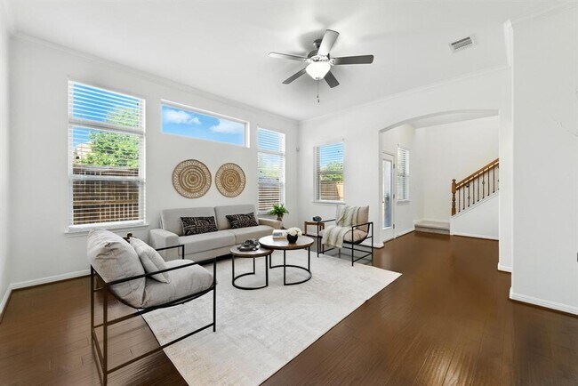Building Photo - 2700 Santa Domingo Dr
