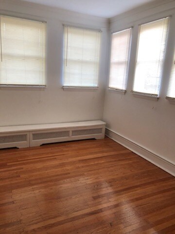 Natural light - 1717 67th Ave