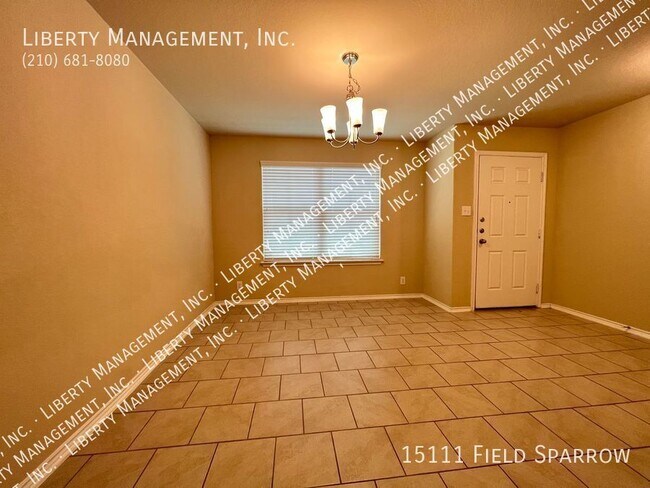 Building Photo - 5 Bedroom, 2.5 Bath with Master Bedroom Do...