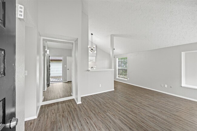 Building Photo - 10066 Sharpton Dr