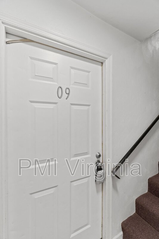 Building Photo - 4809 Beach Landing Ct