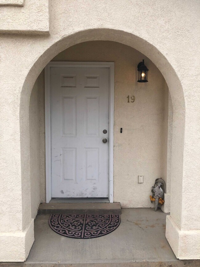 Foto del edificio - 99 N 1850 W #19