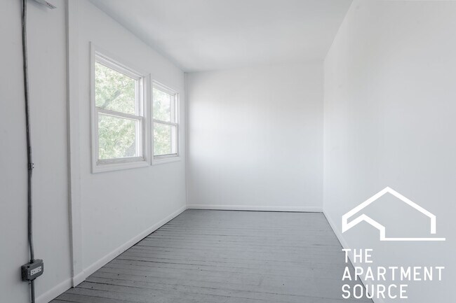 Foto del edificio - 2818 N Mozart St