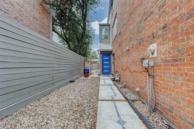 Foto del edificio - 1222 Marconi St