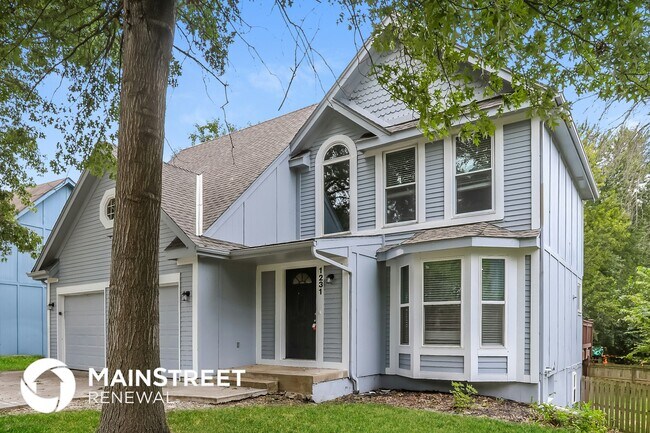 Building Photo - 1231 N Marilla Ln