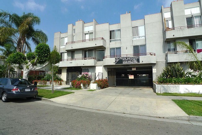 Villa Granada Apartments Los Angeles, CA