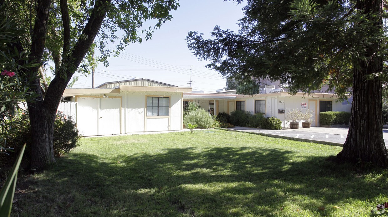 Building Photo - Residential Duplex in Carmichael