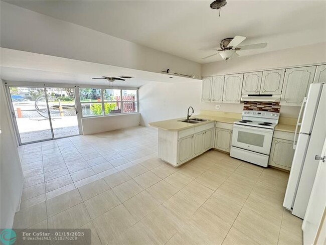 Foto del edificio - 1205 SW 12th Ct