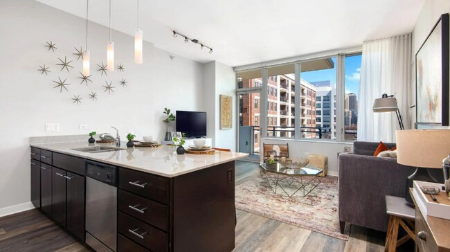 Foto del edificio - 640 W Huron St