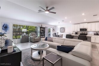 Building Photo - 3813 Treasure Oak Wy