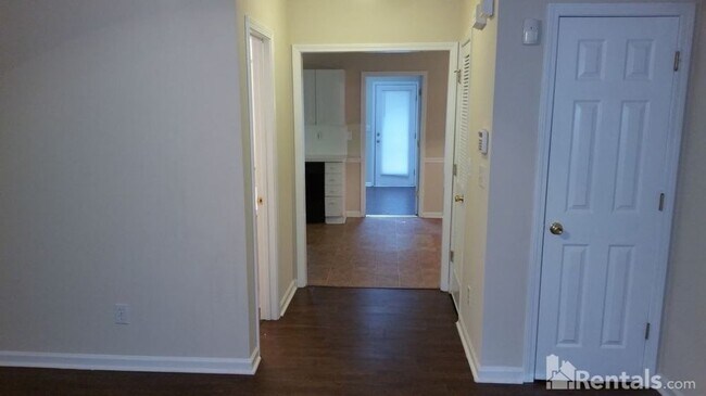 Foto del edificio - 2139 Hickory Bend