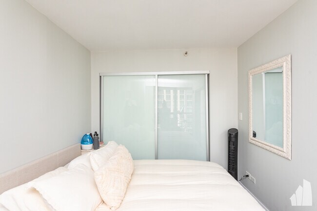 Foto del edificio - 10 E Ontario St