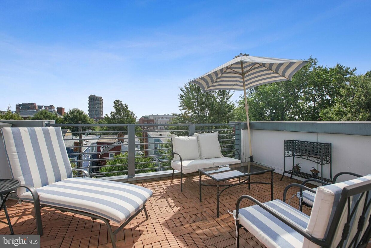 724 Snowden Hallowell Way, Alexandria, VA 22314 Townhome Rentals in