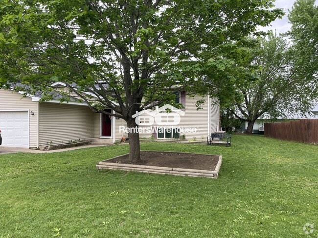Building Photo - 650 Willow St