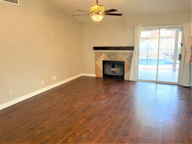 Building Photo - Gorgeous 4 Bedroom Chandler Home!