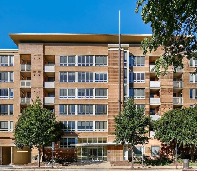 Photo - 355 I St SW (Washington, DC) Townhome