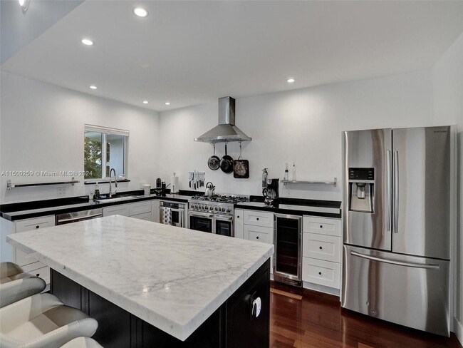 Foto del edificio - 1101 NE 90th St