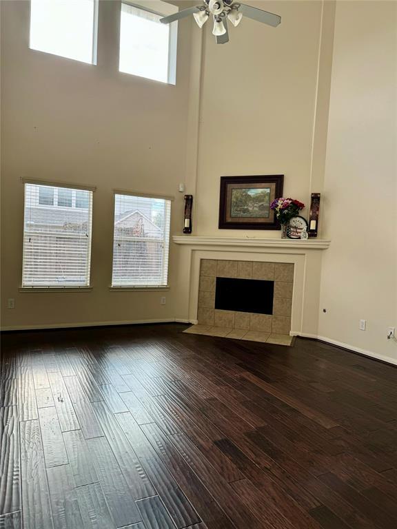 Foto del edificio - 6810 Shoreview Ct