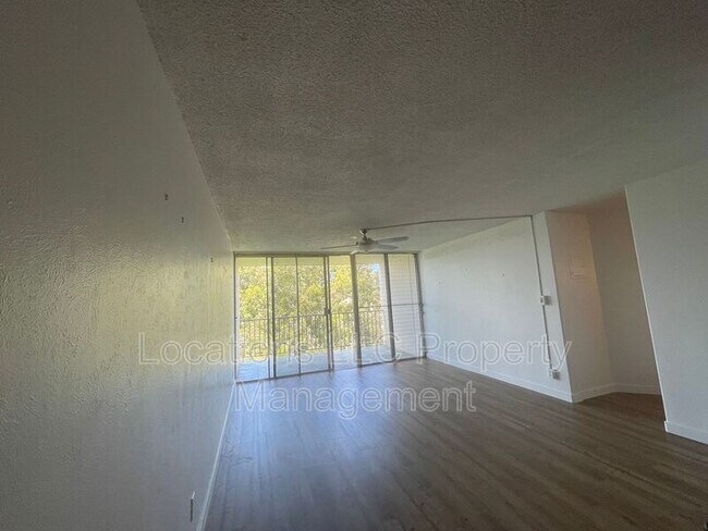 Foto del edificio - 95-2031 Waikalani Pl D905
