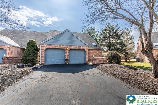 Building Photo - 5721 Crawford Dr