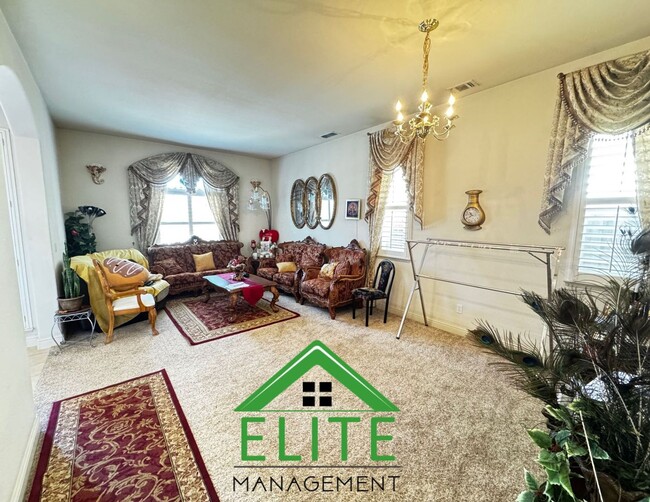 Building Photo - This Home offers a harmonious blend of com...