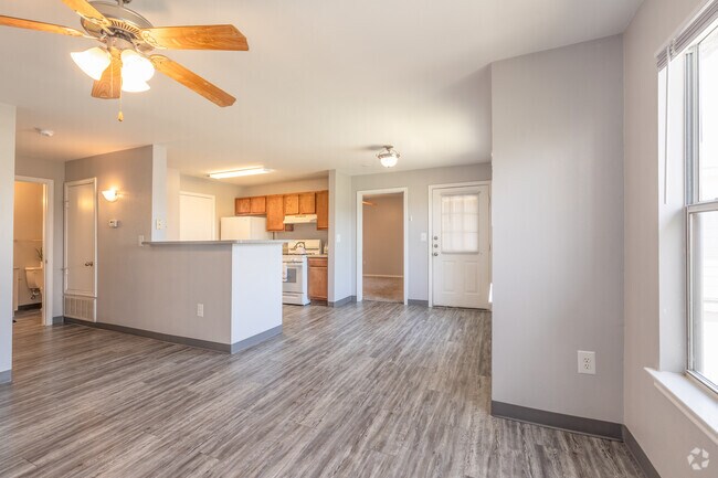 4717 N 11th St, McAllen, TX 78504 - Room for Rent in McAllen, TX