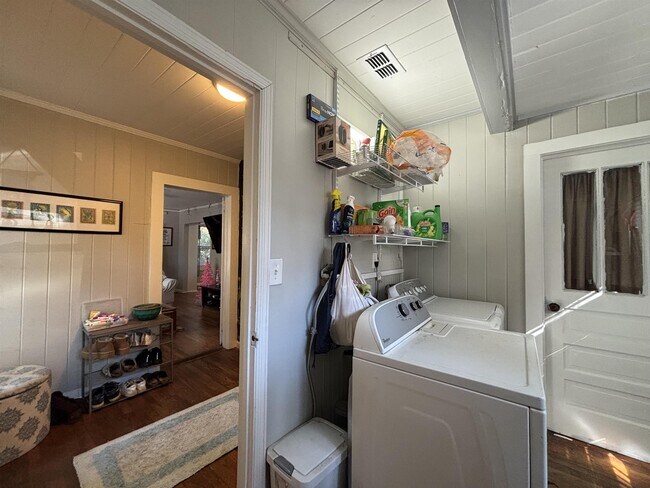 Foto del edificio - 123 Westridge Dr