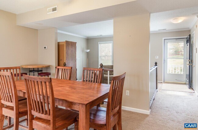 Building Photo - 414 Wynridge Dr