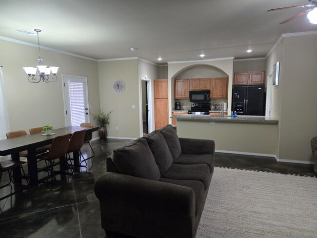 Building Photo - 6105 Nancy Ellen St