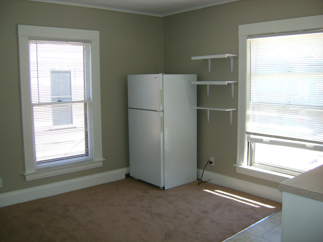 Sala de estar - 824 S Westnedge Ave