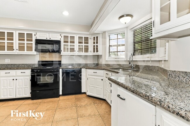 Foto del edificio - 12710 Ivyforest Dr