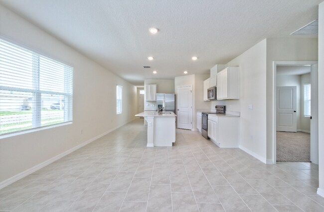 Foto del edificio - 3302 Pine Lily Ave