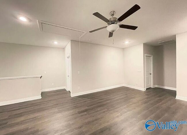 Building Photo - 50 Pine St