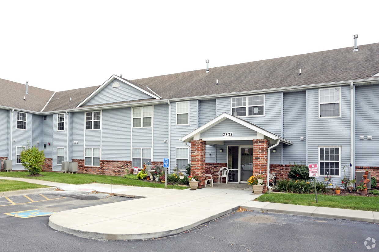 Primary Photo - NESRG South Ridge Apartments