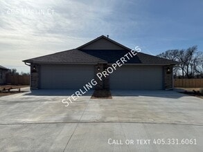 Building Photo - 606 Marlin Ct