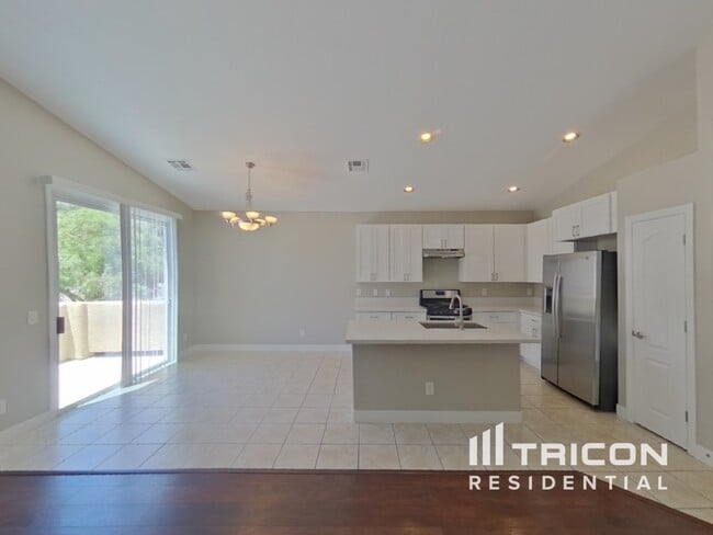 Building Photo - 5077 Ivy Creek Ct