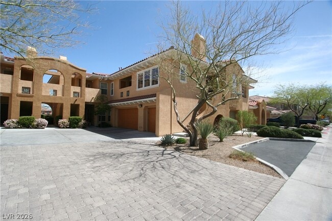 Building Photo - 820 Canterra St