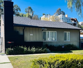 Building Photo - 5125 Canoga Ave
