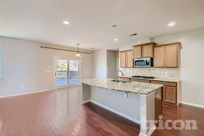 Building Photo - 1212 Screech Owl Rd