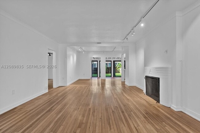 Building Photo - 3794 Irvington Ave