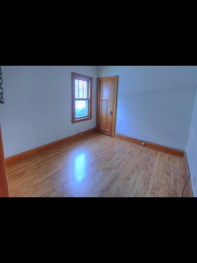 Foto del edificio - 6216 W Richmond Ave