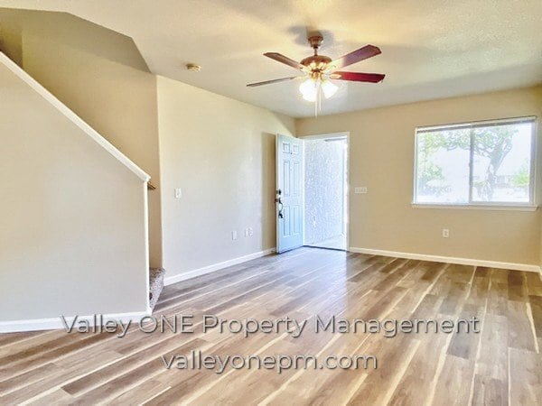 Building Photo - COMING SOON! Private Ground Floor Townhome in Desirable Complex with Attached 2 Car Garage