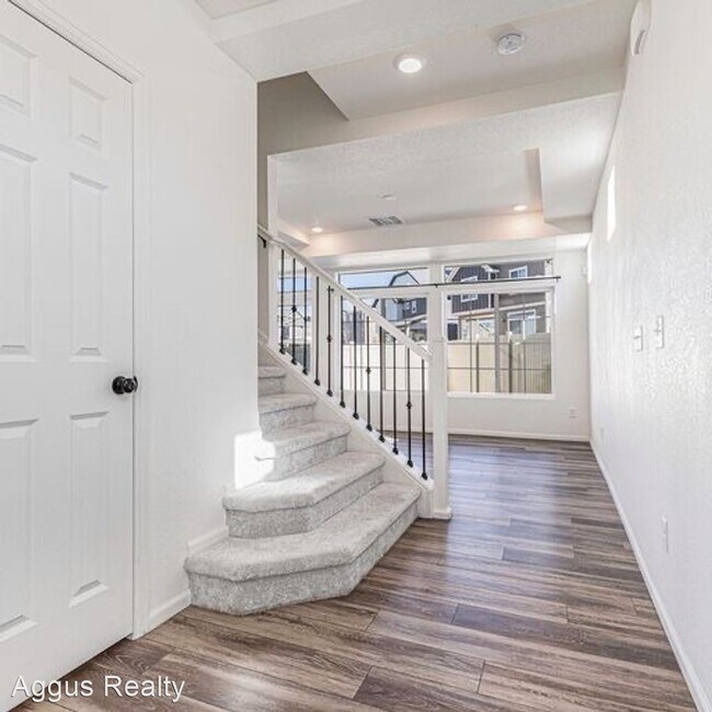 Building Photo - 4 br, 3.5 bath House - 4448 Quatar Ct.