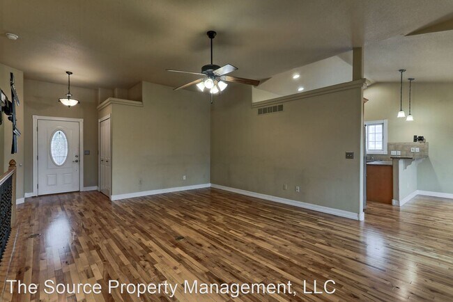 Building Photo - 4 br, 3 bath House - 1331 61st Ave