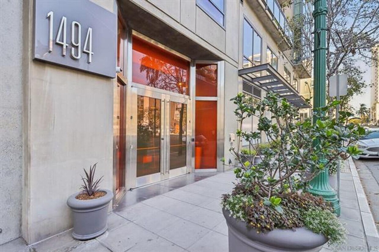 Foto principal - 2 Bed/2 Bath Condo at Aperture in Little I...