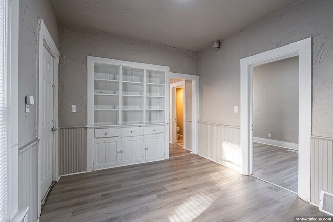 Foto del edificio - 716 Central St